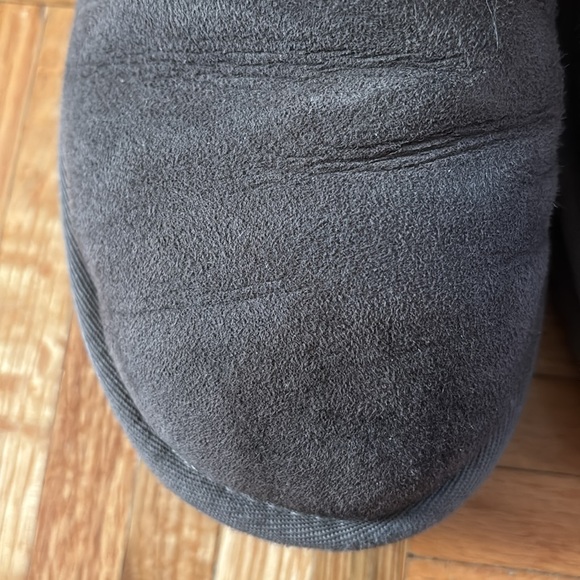 Grey Uggs size 8 - Picture 9 of 10